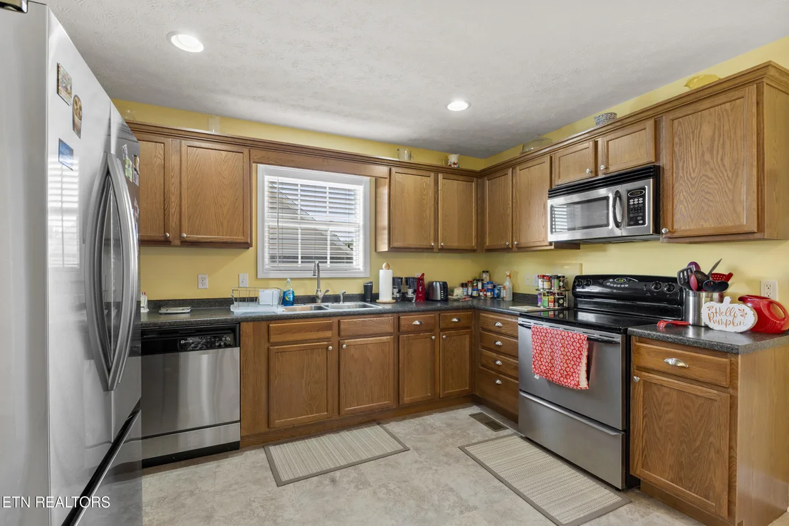 Photo of 1452 Windfield Drive