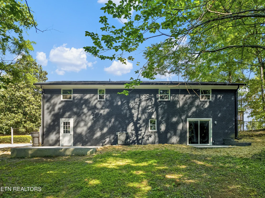 Photo of 915 Ronald Drive