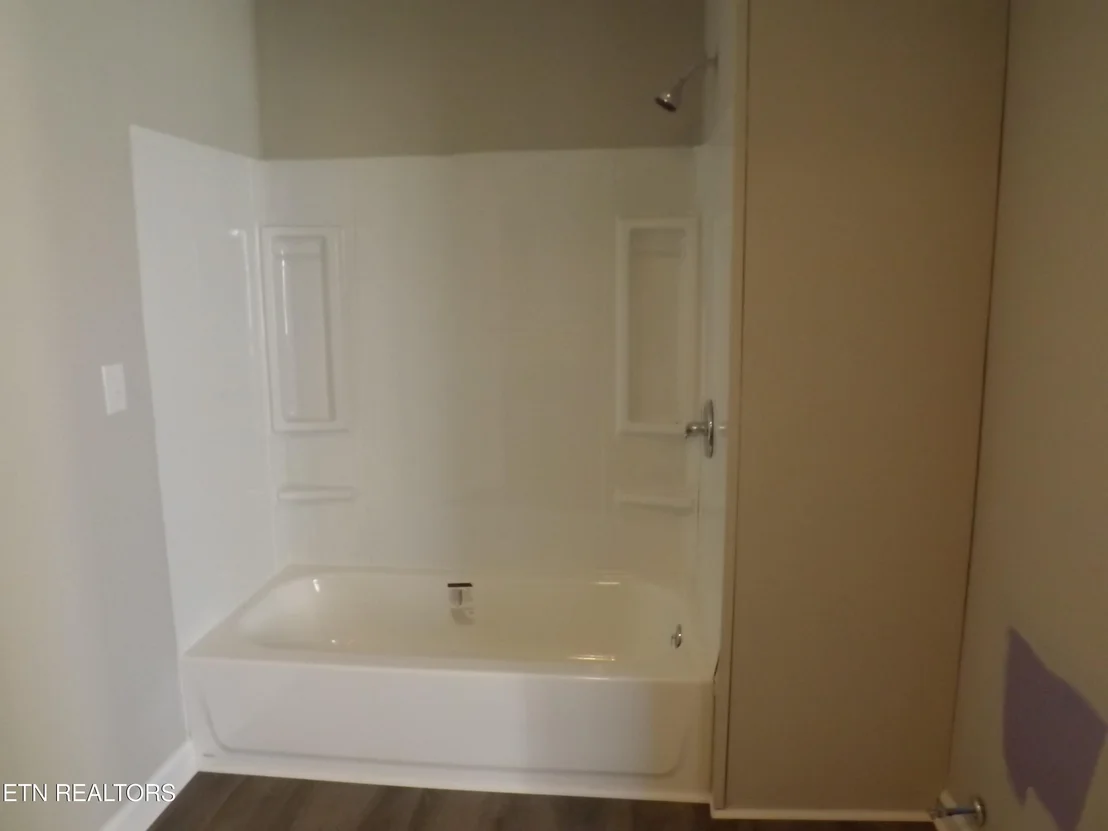 Photo of 262 OXFORD Circle