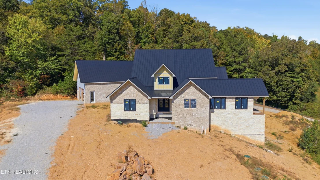 Photo of 325 Enclave Way