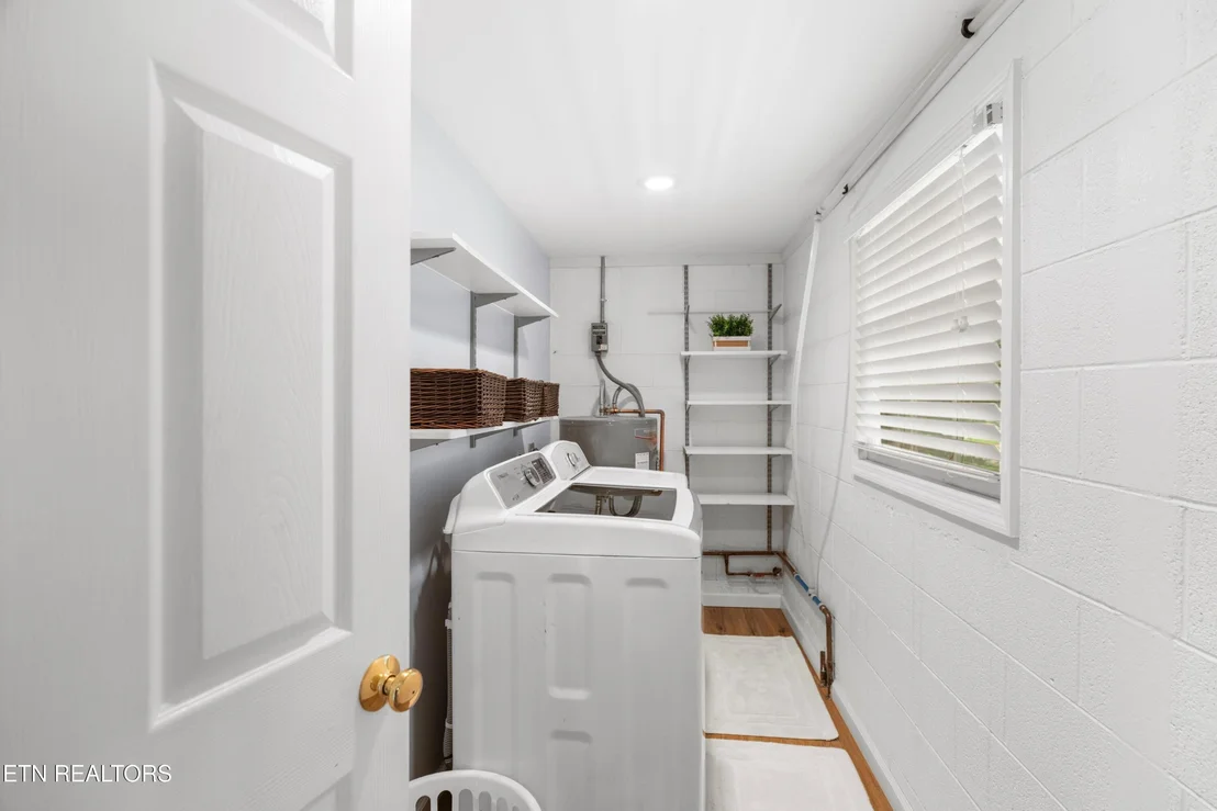 Photo of 1302 Irwin Drive