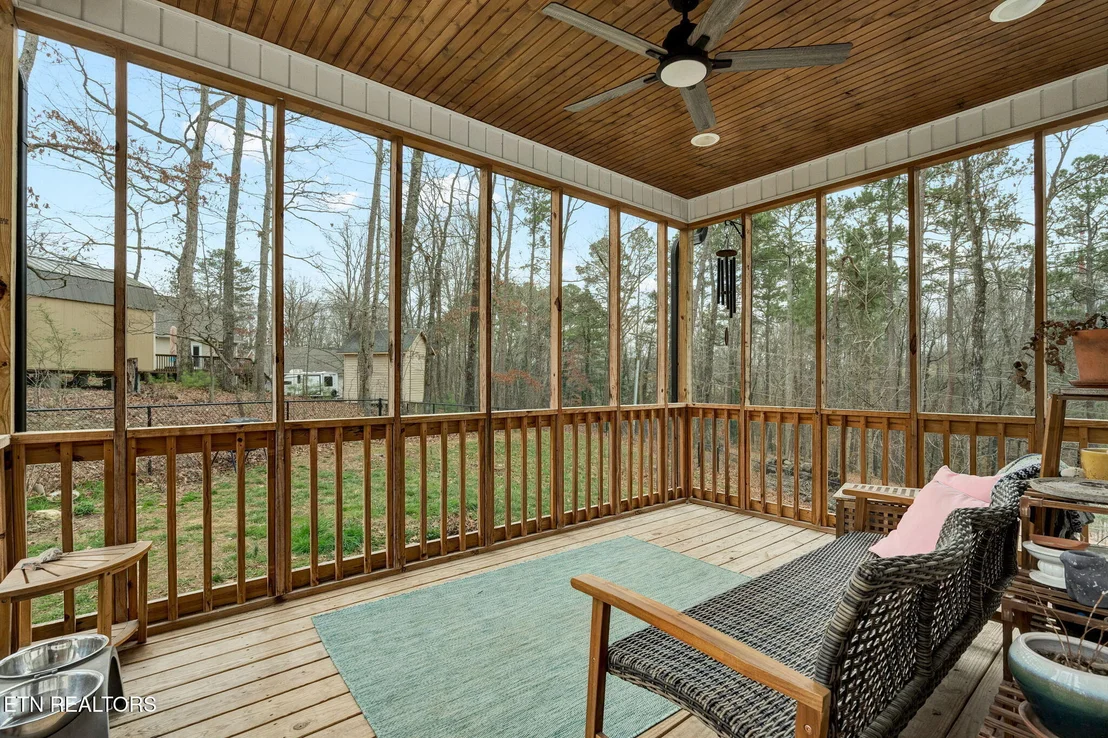 Photo of 110 NE Quail Run