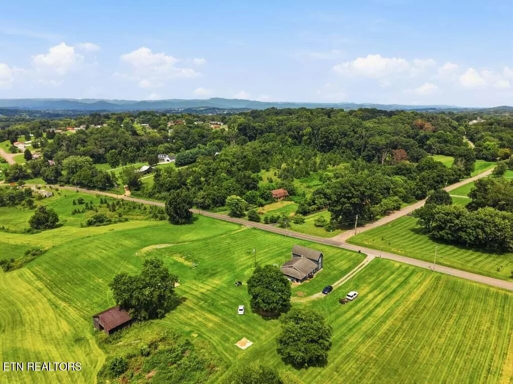 Photo of 990 Dover Rd