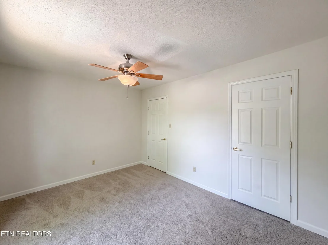 Photo of 819 Scenic Circle