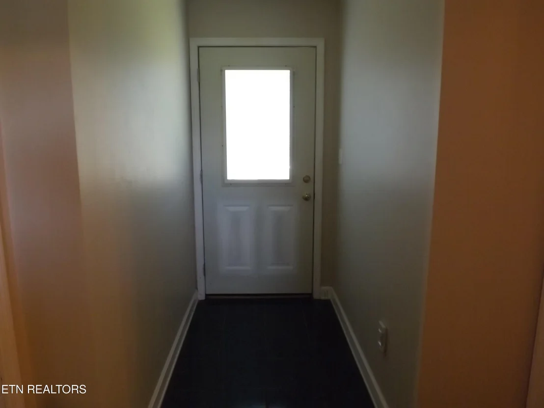 Photo of 188 White Ave