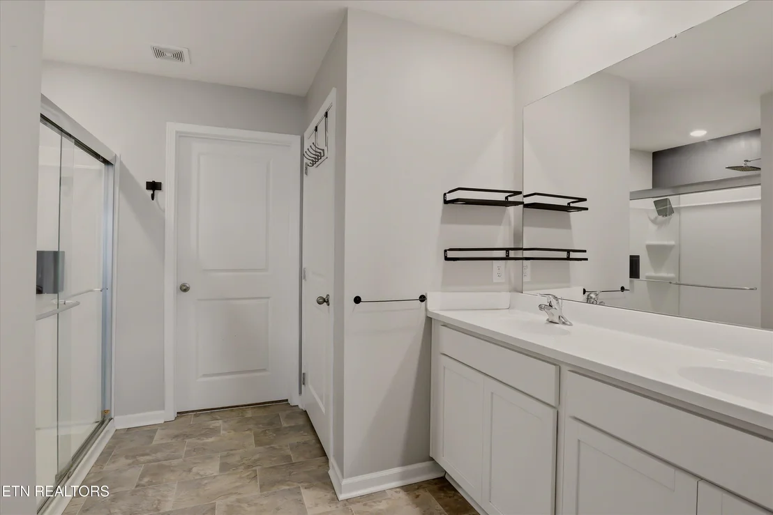 Photo of 1248 Cole Drive
