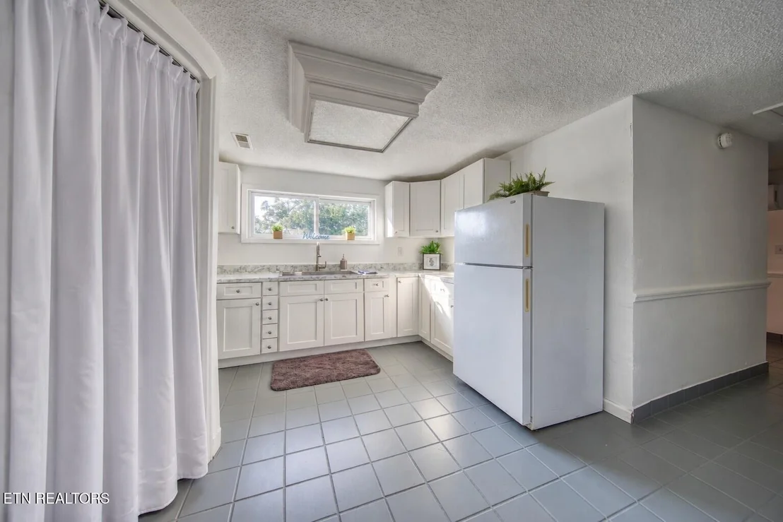 Photo of 7001 Washington Pike