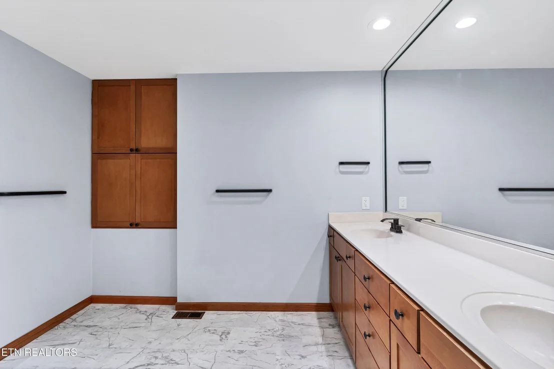 Photo of 620 Hawk View Drive