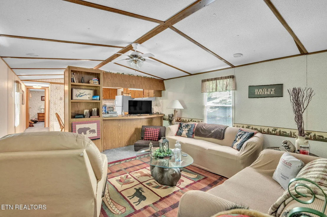Photo of 237 Blue Ridge Rd