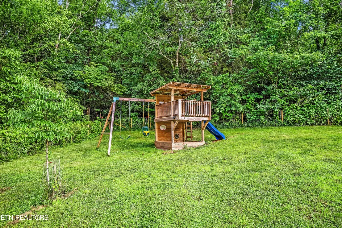 Photo of 516 Knob Rd
