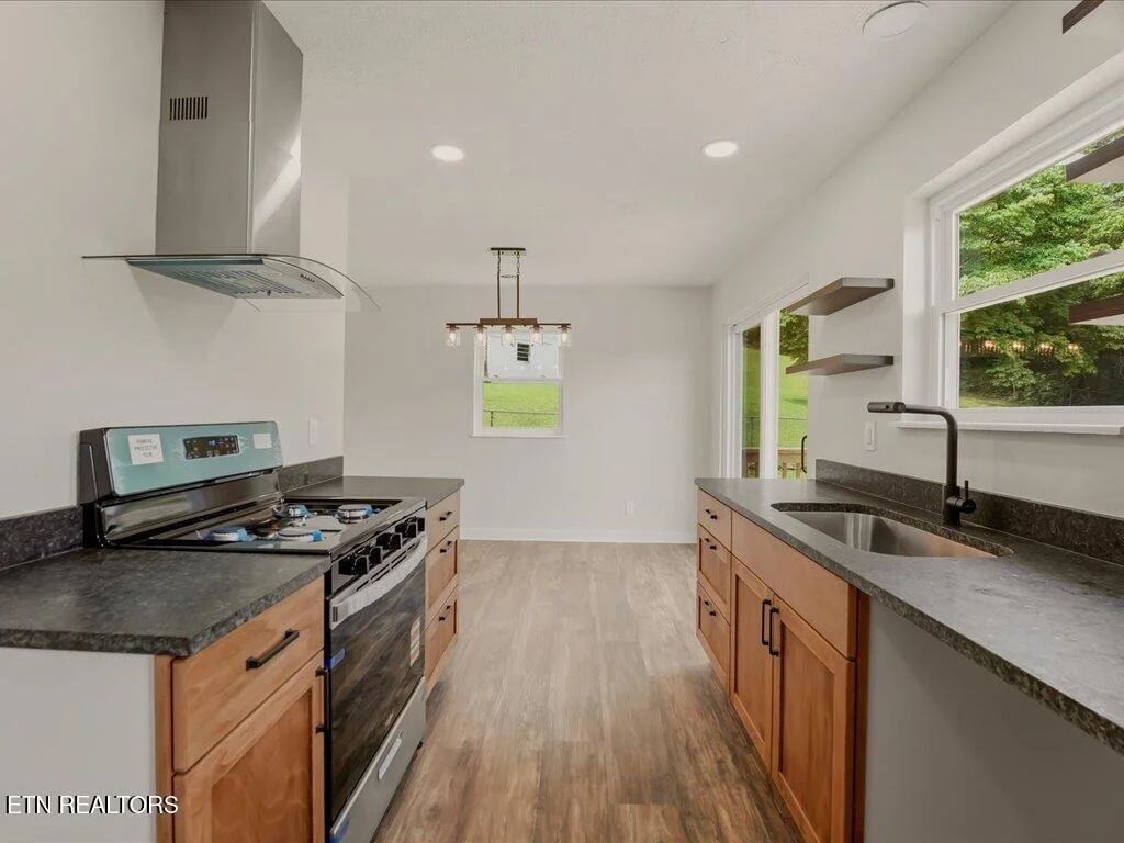 Photo of 1241 Taylor Rd