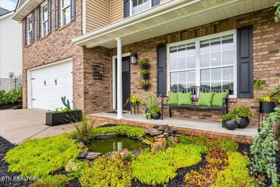 Photo of 6101 Starflower Lane