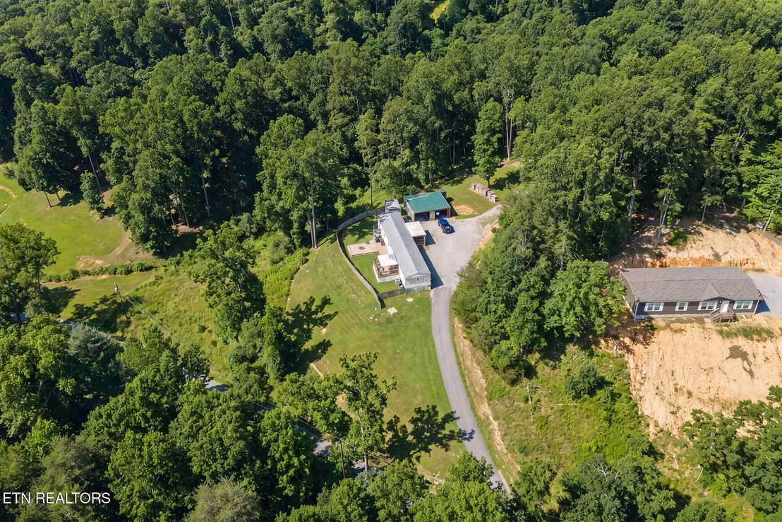 Photo of 425 Bazel Rd