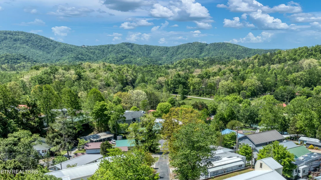 Photo of 419 Mountain Thrush Drive