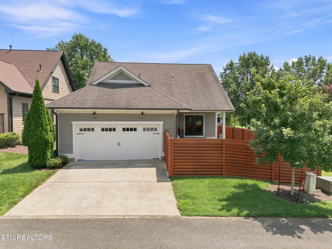 Photo of 484 Bobcat Run Drive