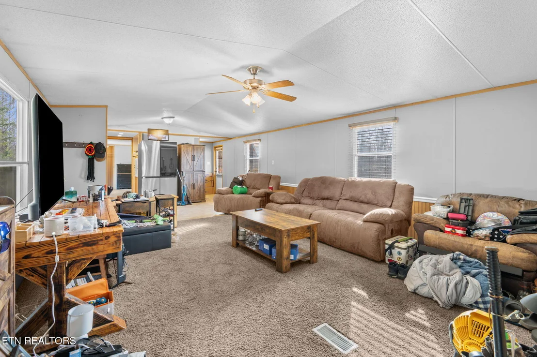 Photo of 425 Bazel Rd