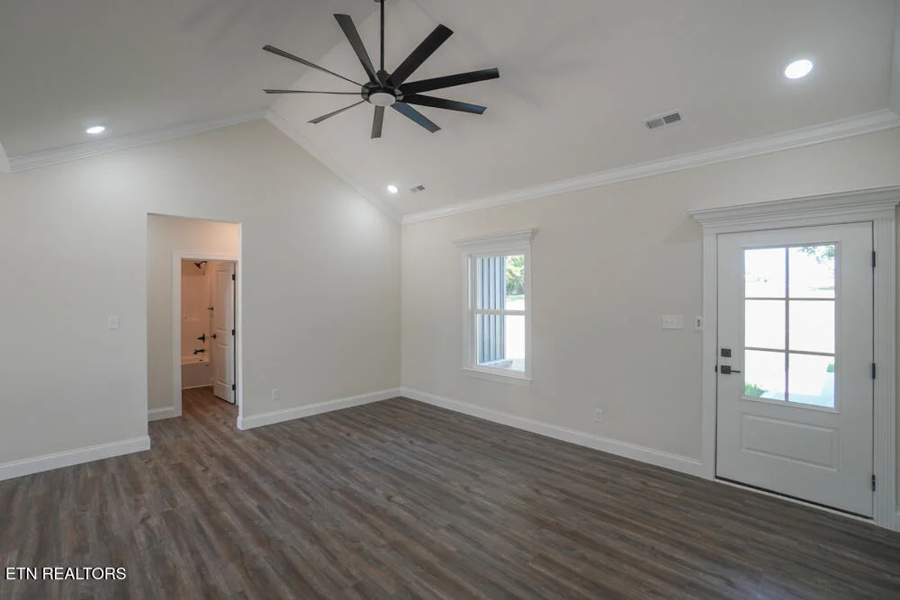 Photo of 5145 Gregory Rd