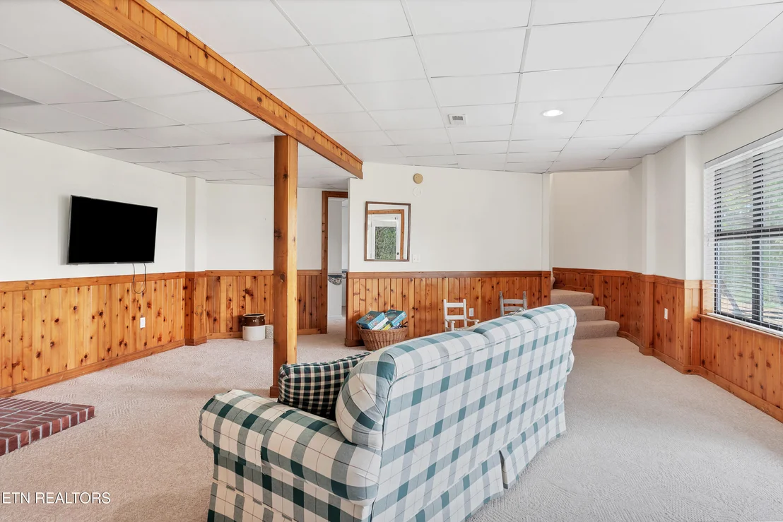 Photo of 544 Nathans Nook Rd