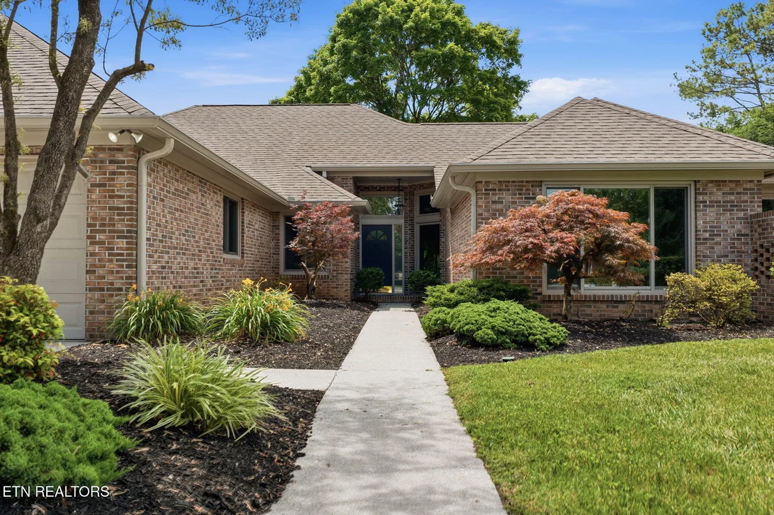 Photo of 452 Mariner Point Drive