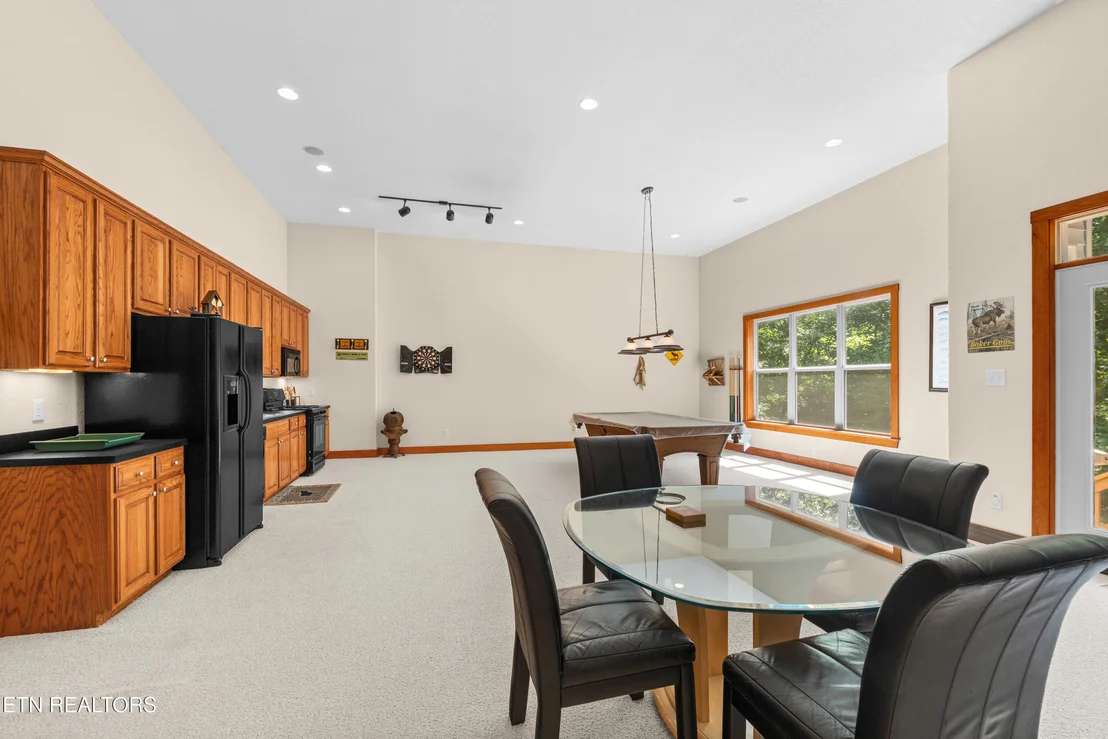 Photo of 122 Lakeside Trace