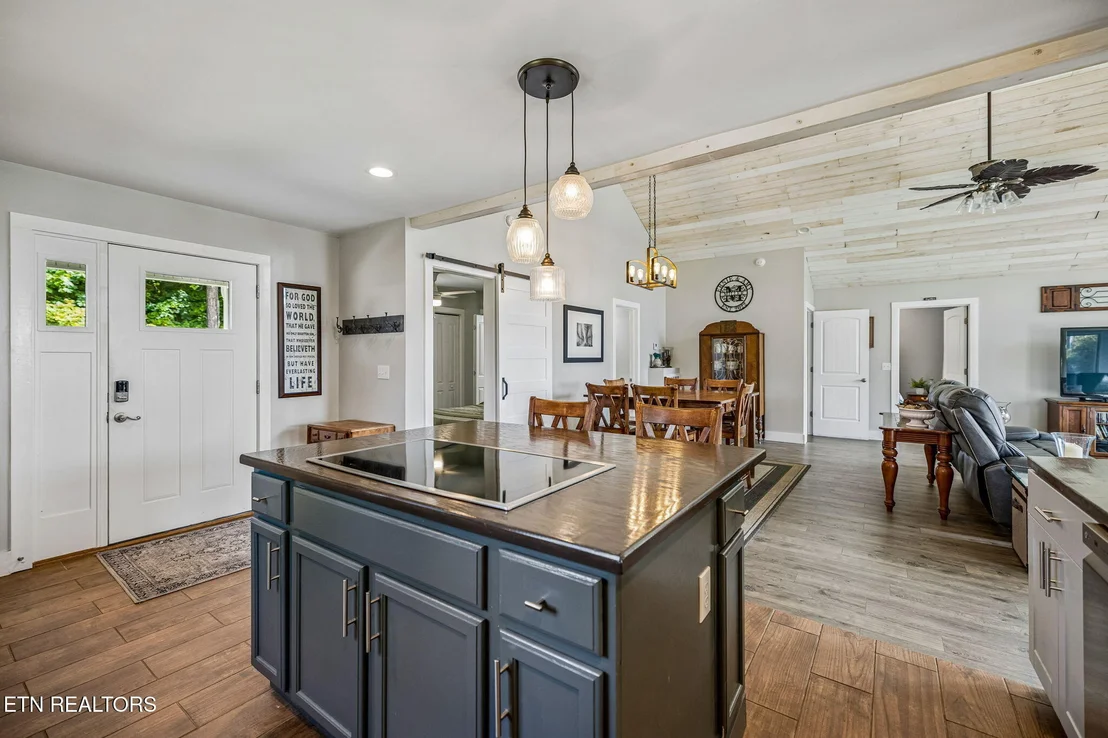 Photo of 408 Ernie Roberts Rd