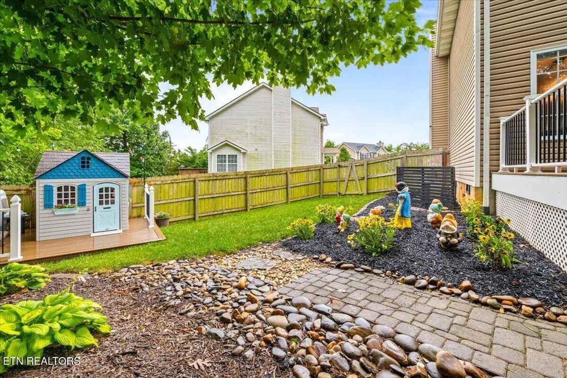 Photo of 6101 Starflower Lane