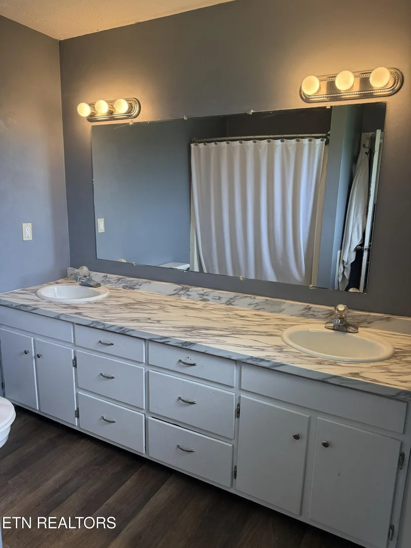 Photo of 264 Norfolk Circle