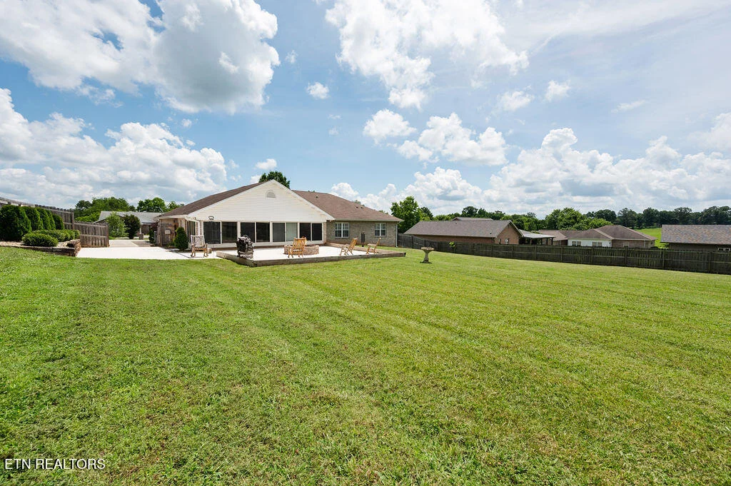 Photo of 674 Southview Circle