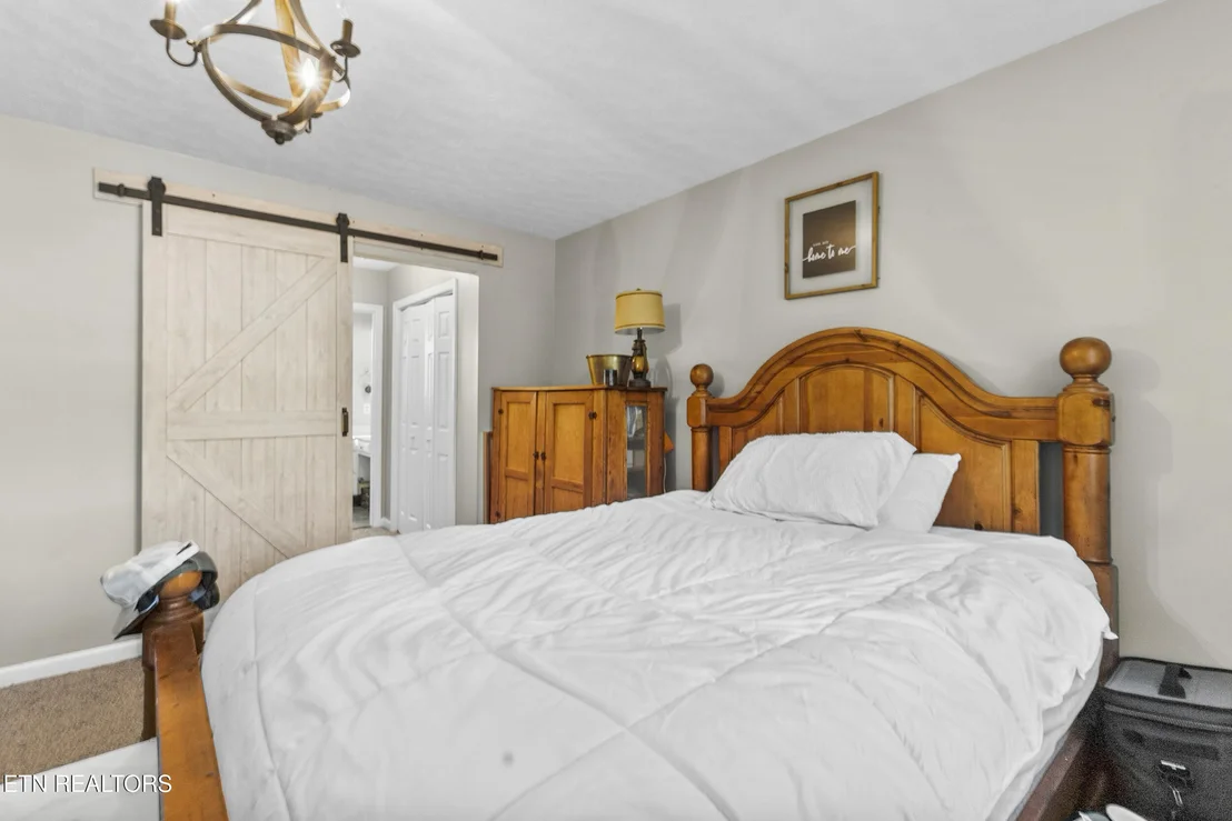 Photo of 1065 Briar Court