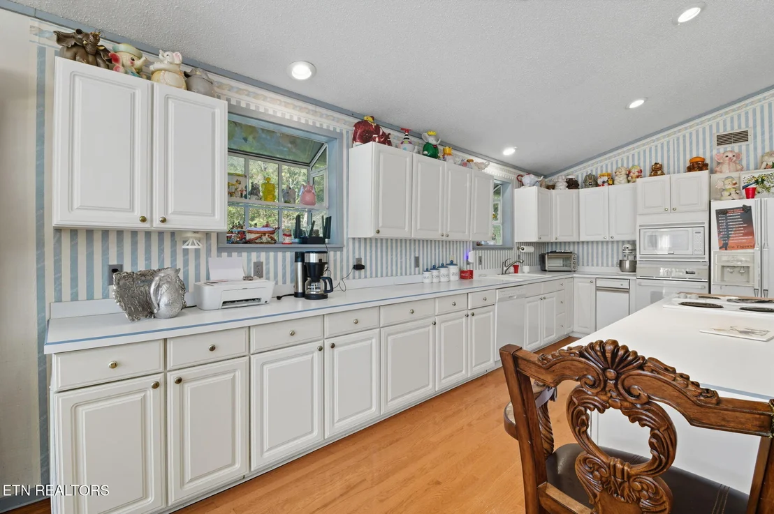 Photo of 1356 Jayell Rd