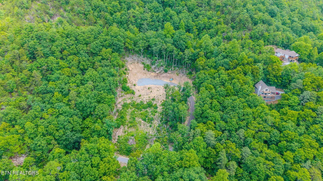 Photo of 1038 Clingmans View