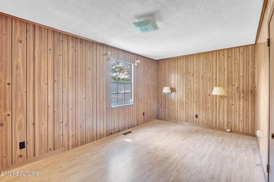 Photo of 322 Idlewild Drive