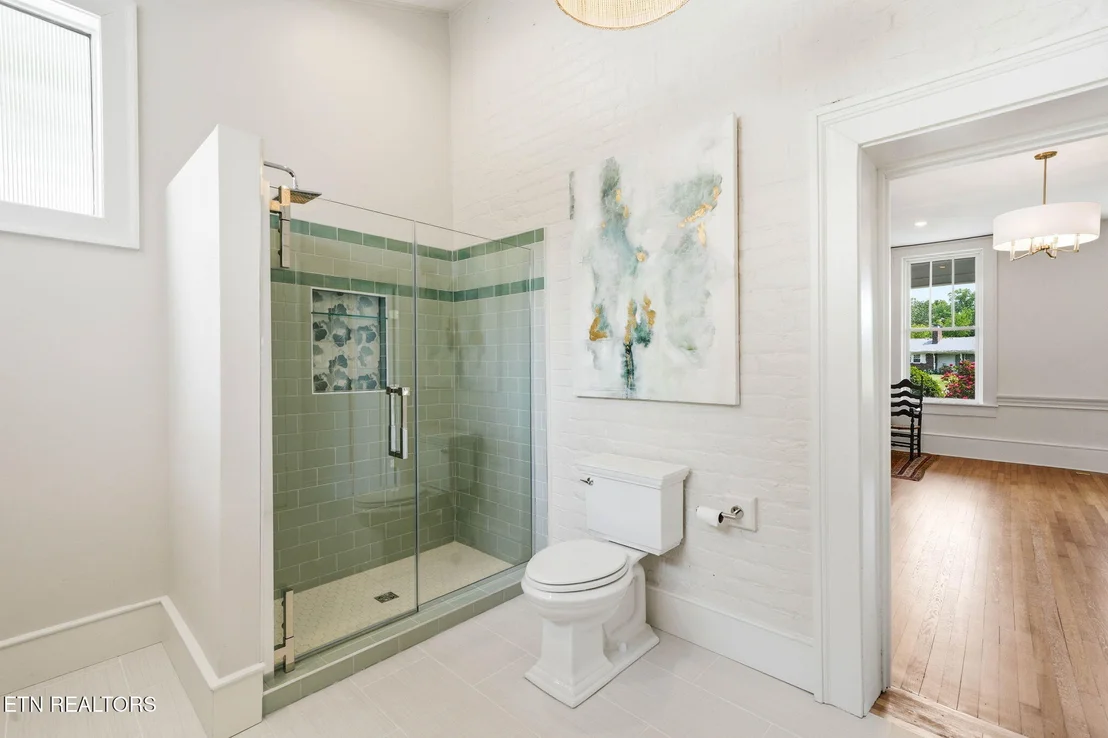 Photo of 240 Maplehurst Lane