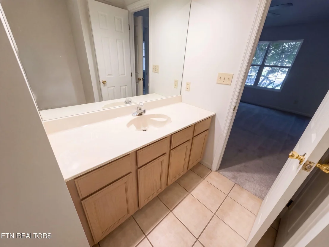 Photo of 141 Meadowview Lane