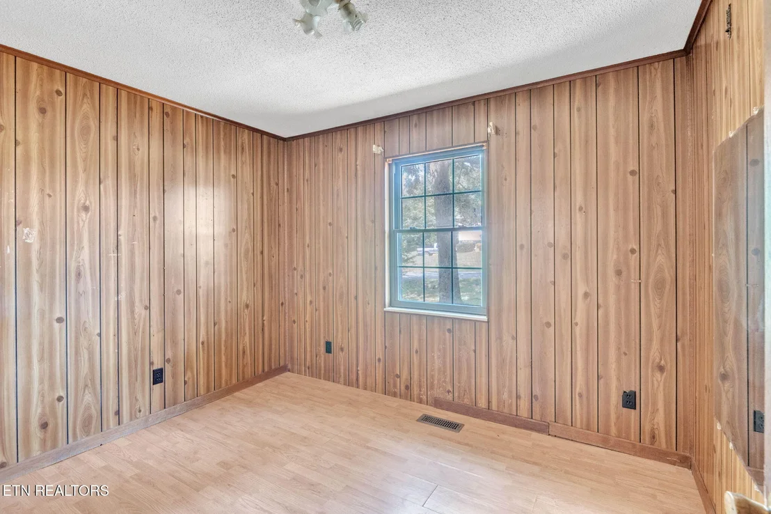 Photo of 322 Idlewild Drive