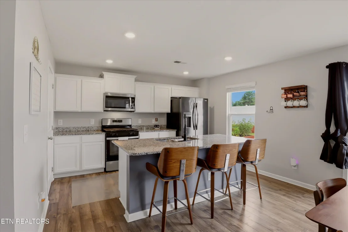 Photo of 1248 Cole Drive