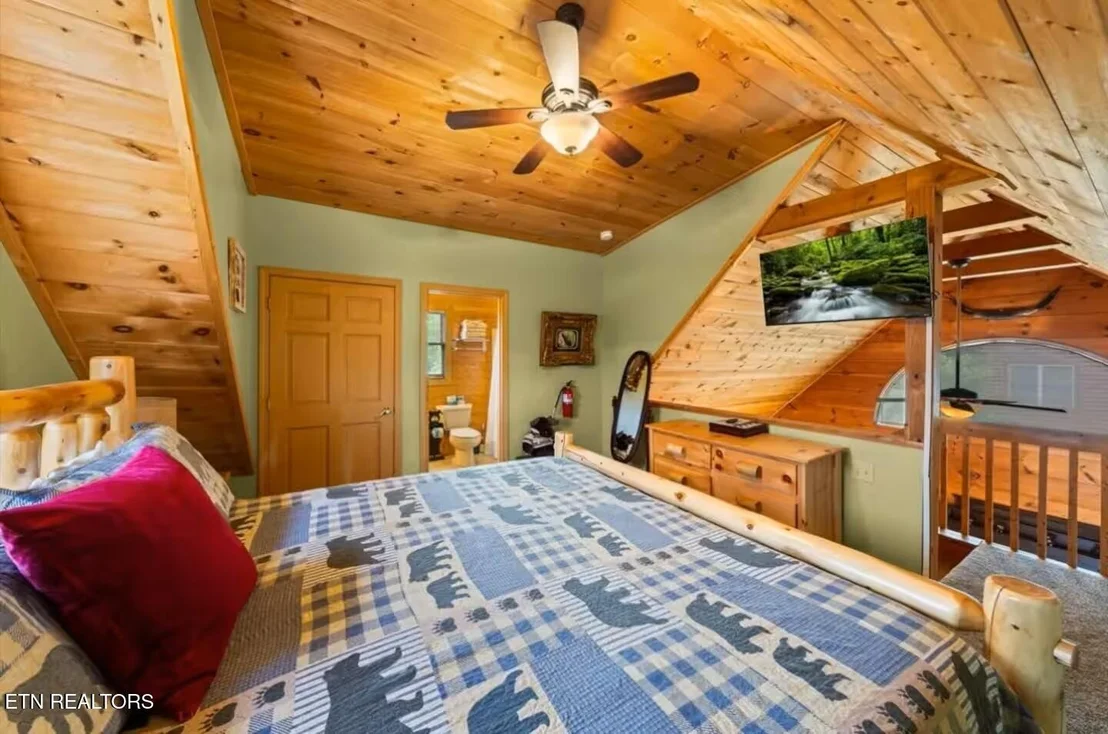 Photo of 517 Hideaway Ridge Circle