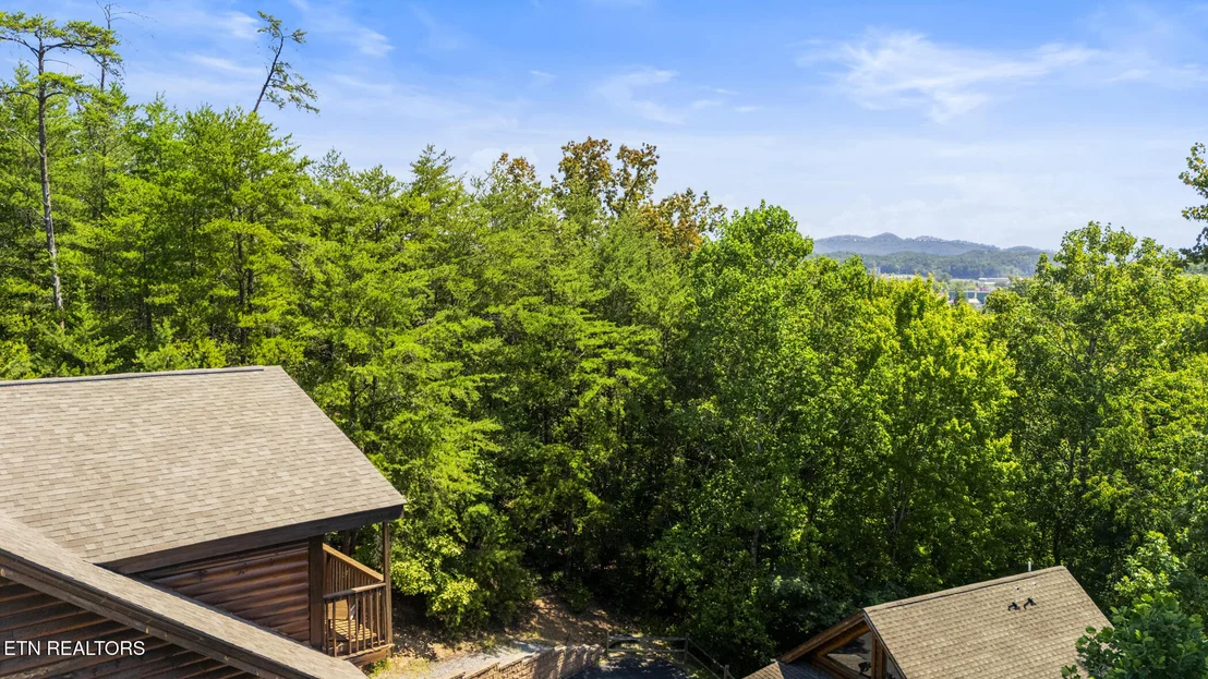 Photo of 350 Big Bear Way