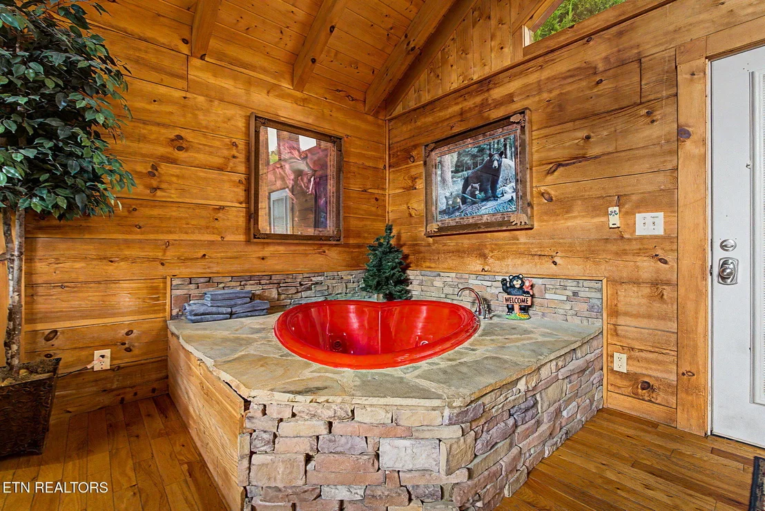 Photo of 3022 Hatcher Mtn Rd