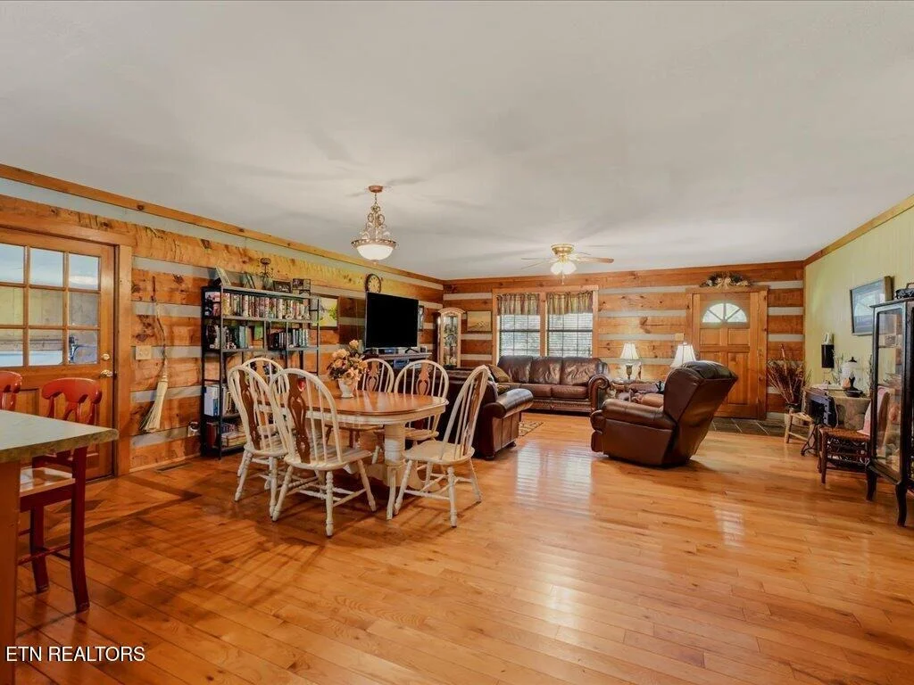 Photo of 855 Chestnut Grove Circle