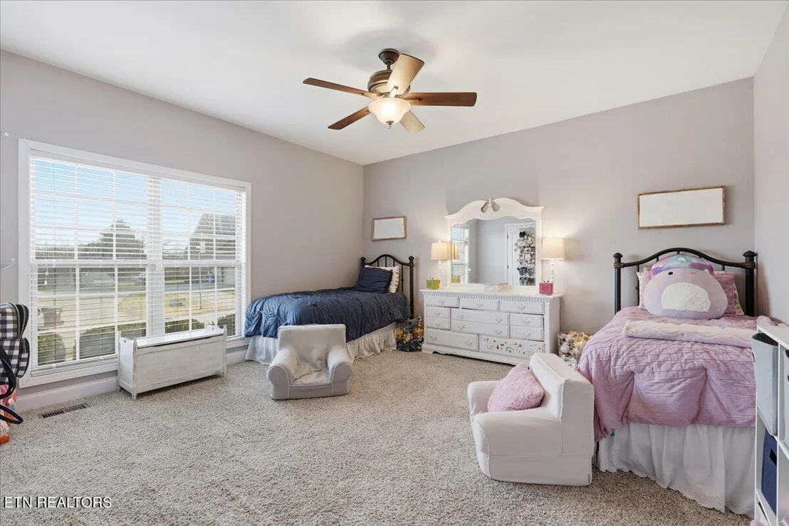 Photo of 1179 Linford Circle