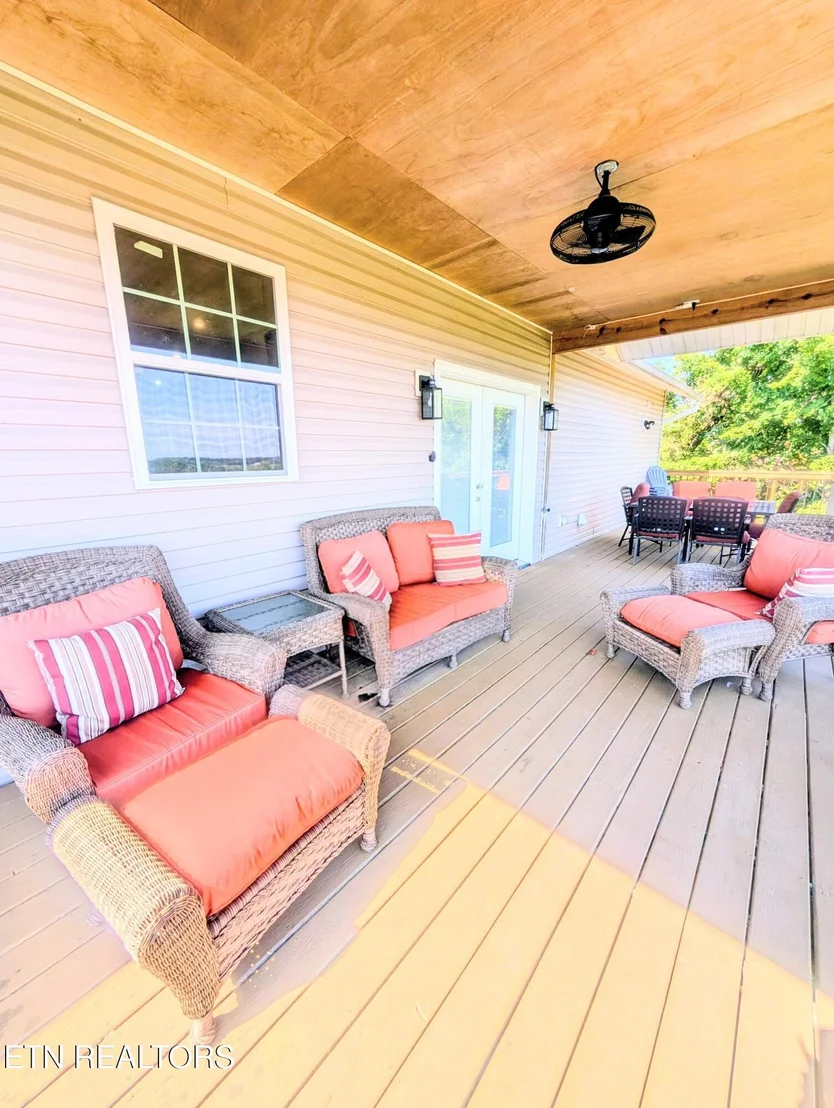 Photo of 1720 Mountain Drive