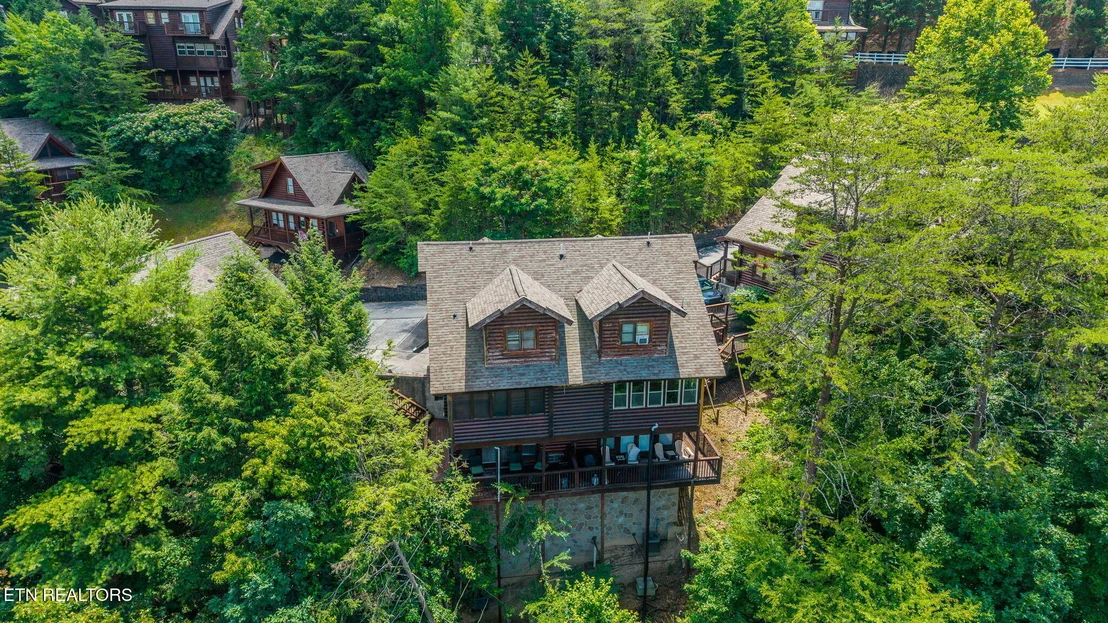 Photo of 741 Golf View Blvd