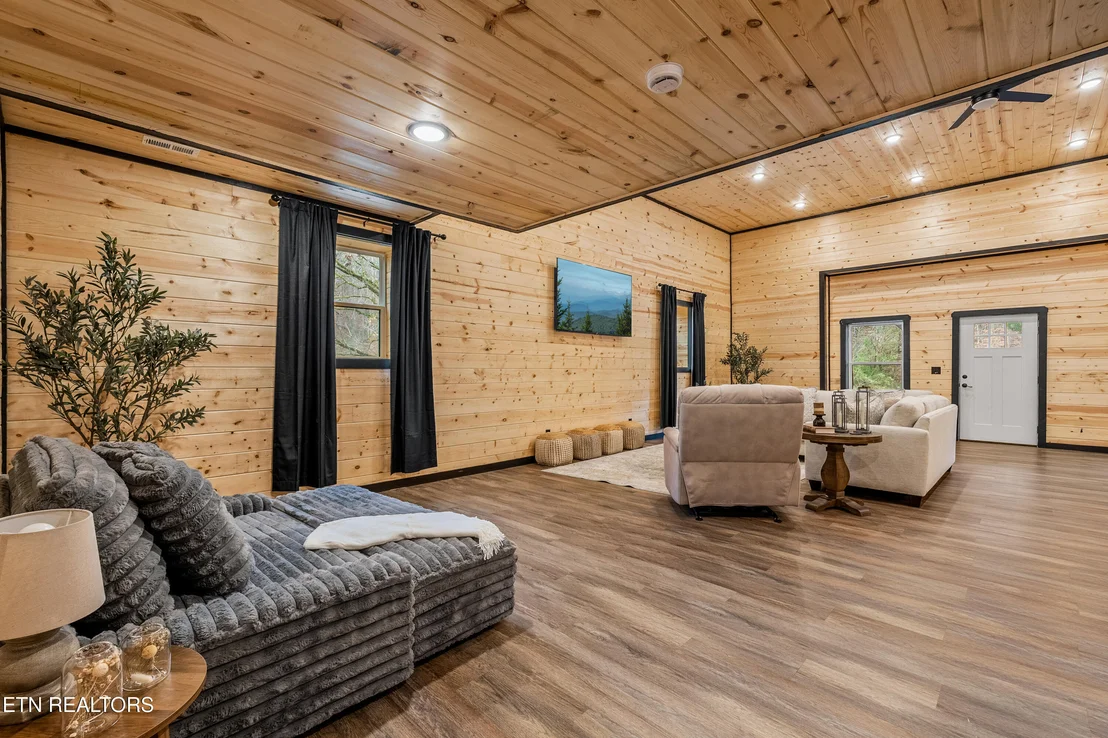Photo of 2881 Caughron Mountain Rd