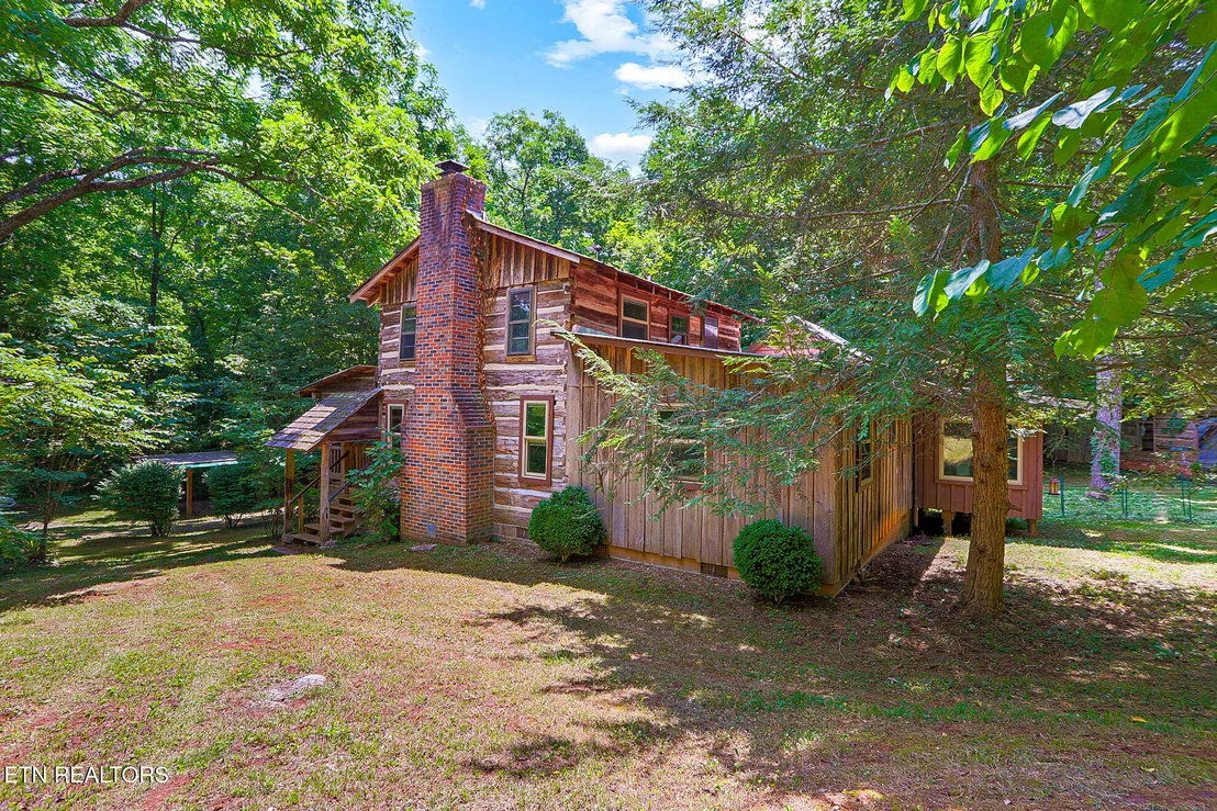 Photo of 160 Thomas Ed Roach Lane
