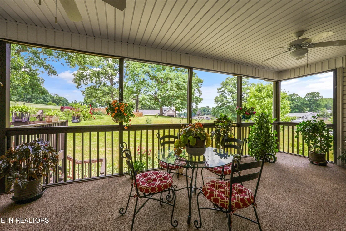 Photo of 1697 Davis Ferry Rd