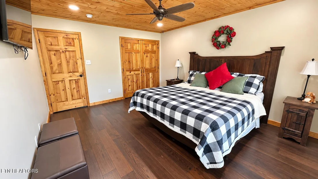 Photo of 2680 High Valley Drive