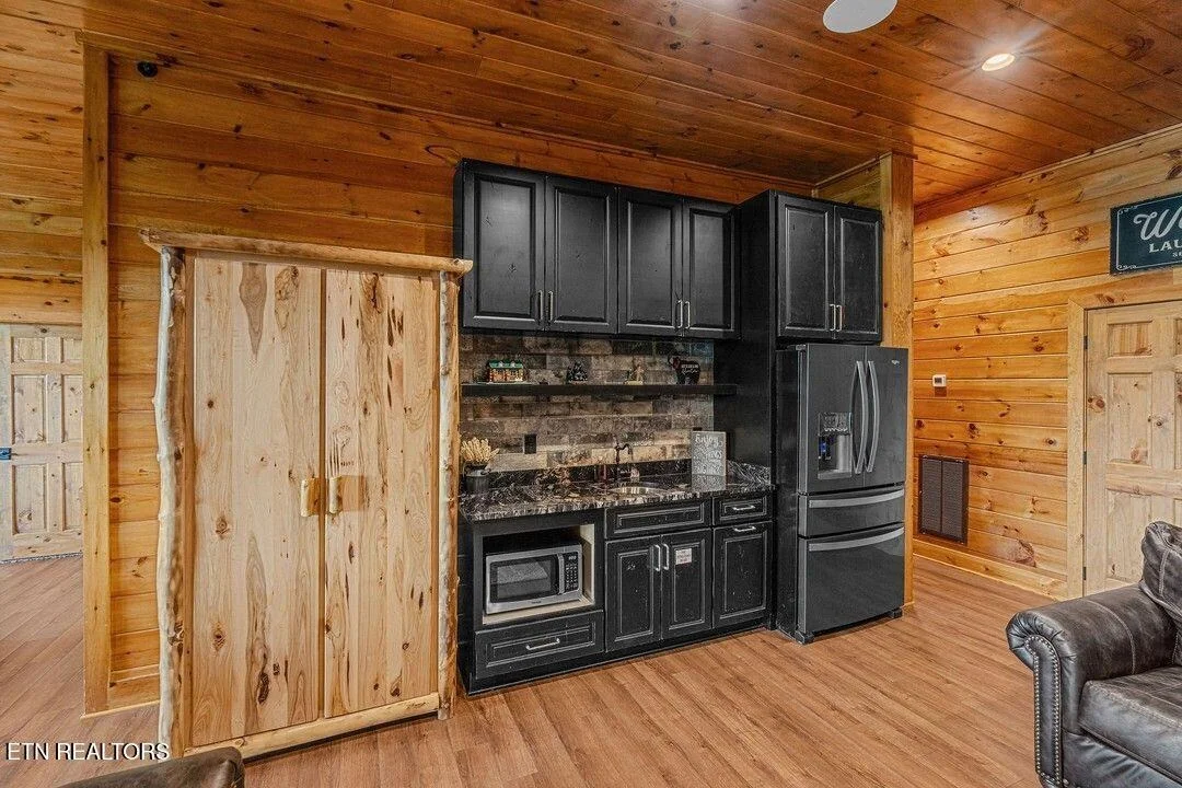 Photo of 2778 Overholt Tr