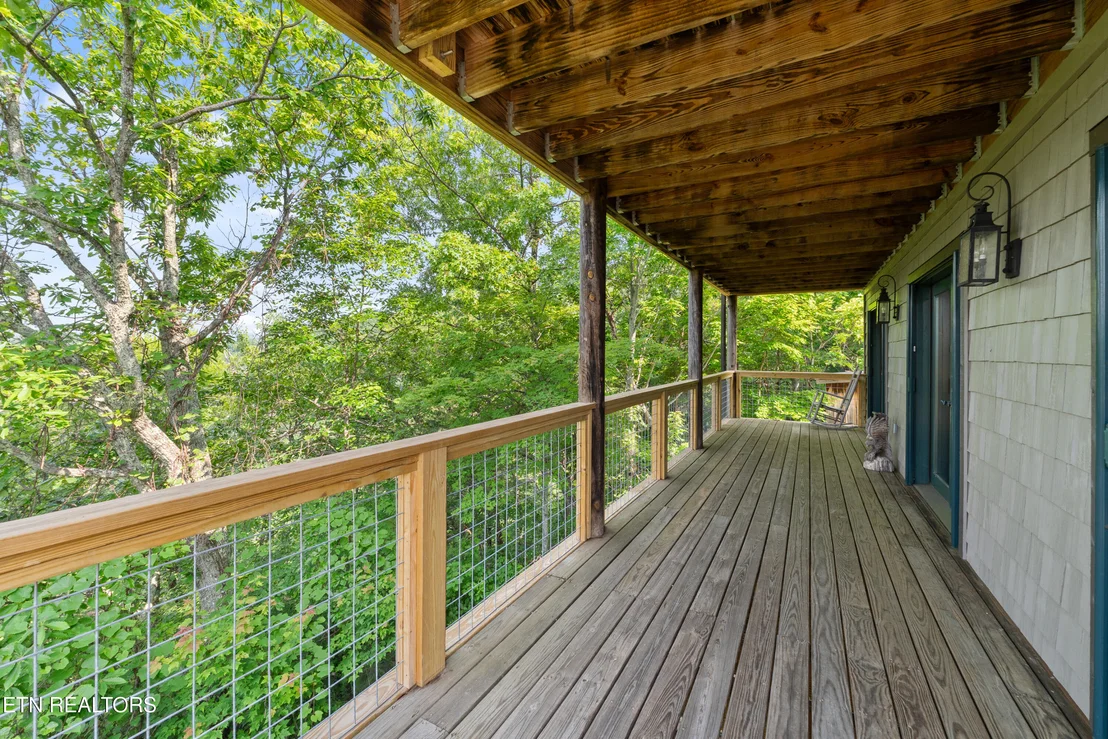Photo of 1265 Lookout Tr