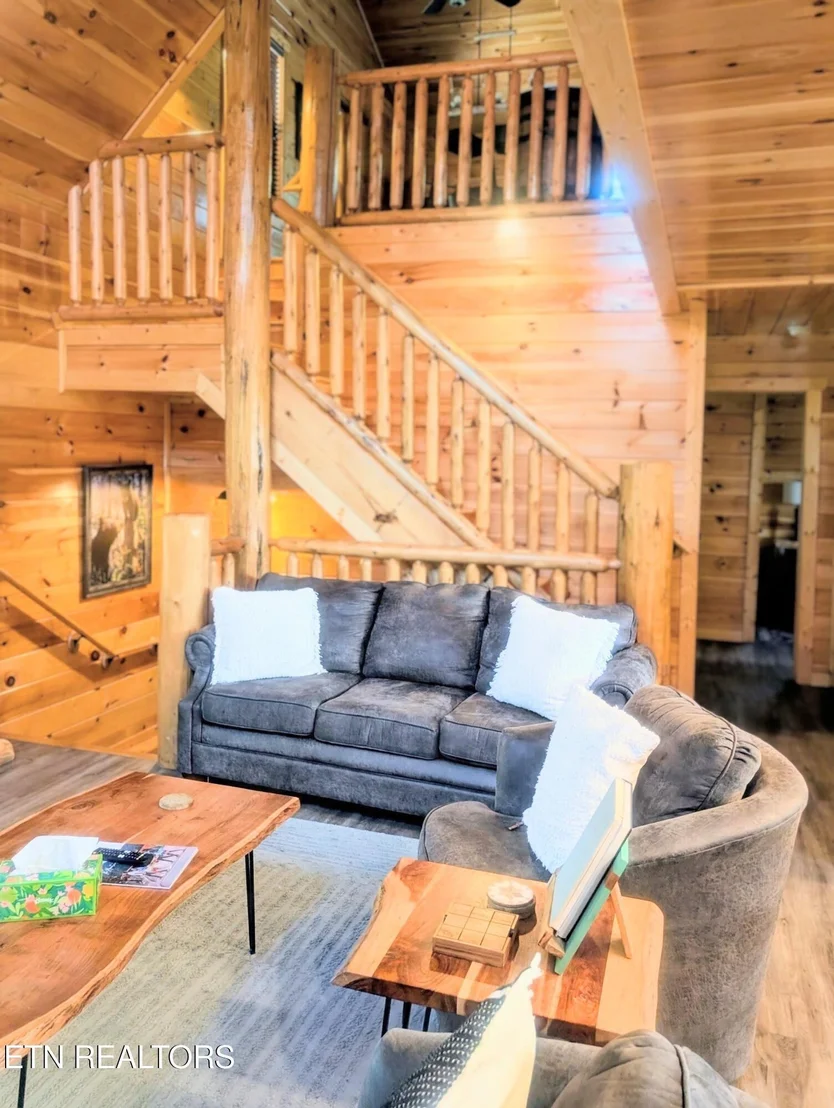 Photo of 2152 E View Drive